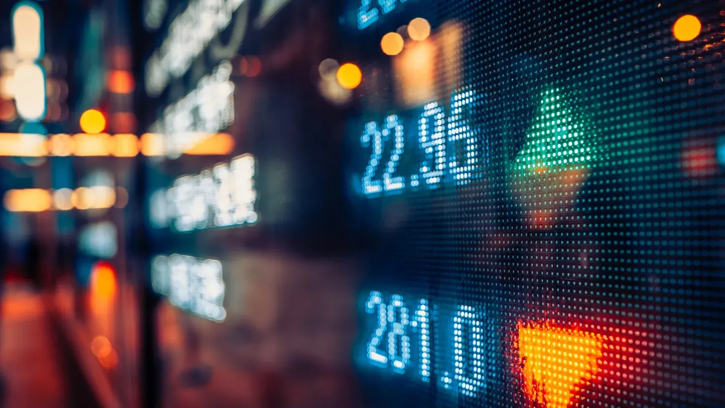 ABS rating trends soften