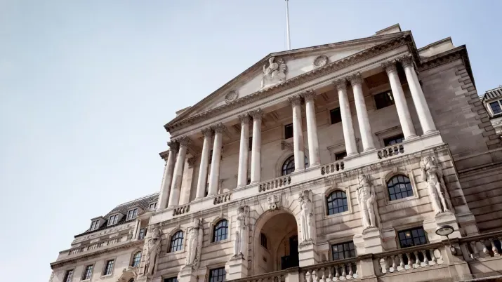 UK banks shrug off tariffs and fiscal concerns with higher margins